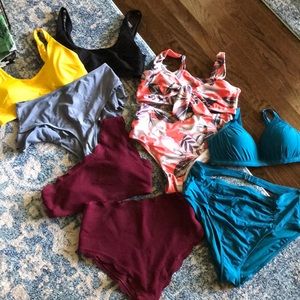 4 bikinis 👙 size large